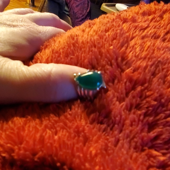 Ring - Picture 2 of 8